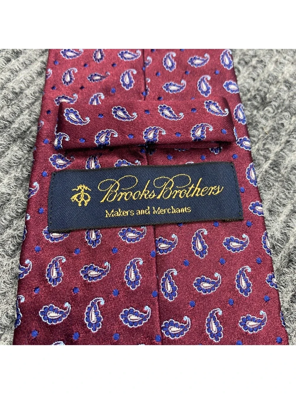 Brooks Brothers Paisley Necktie Maroon Blue Silk Tie Makers Merchants USA Italy
